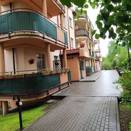 ケントシンApartament „Nad Jeziorkiem“アパートメント エクステリア 写真